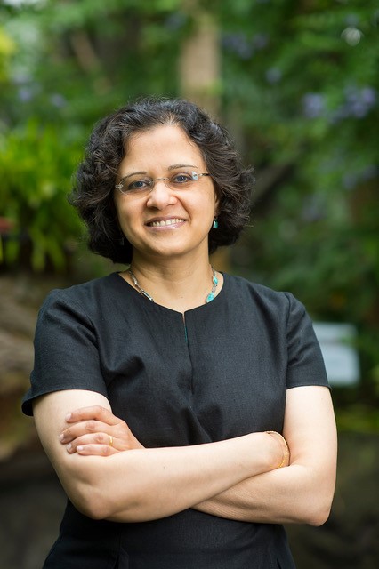 Meena Chandra headshot